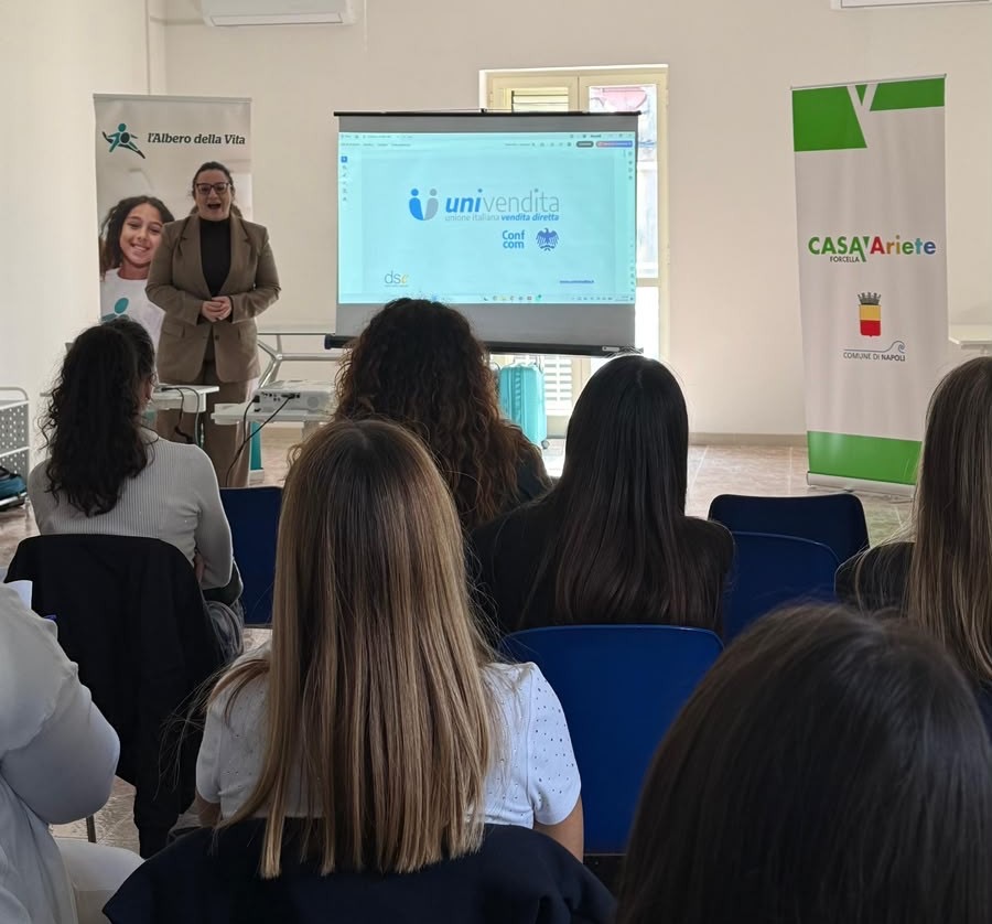 Violenza donne e chance di riscatto sociale: le incaricate Univendita-Confcommercio incontrano le vittime di abusi economici